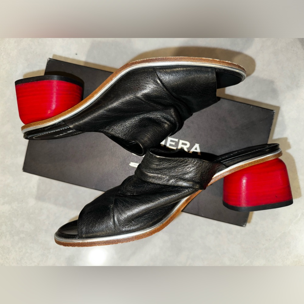 Halmanera, soft leather, slip on sandal - Picture 1 of 6